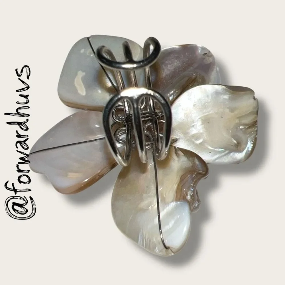 Hand Crafted Mother-of-Pearl Flower Ring – Adjustable Wire Wrap